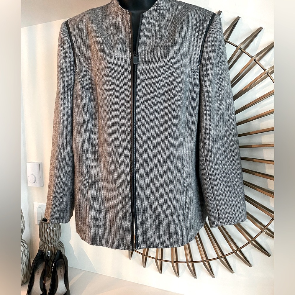 Herringbone zip up vintage jacket